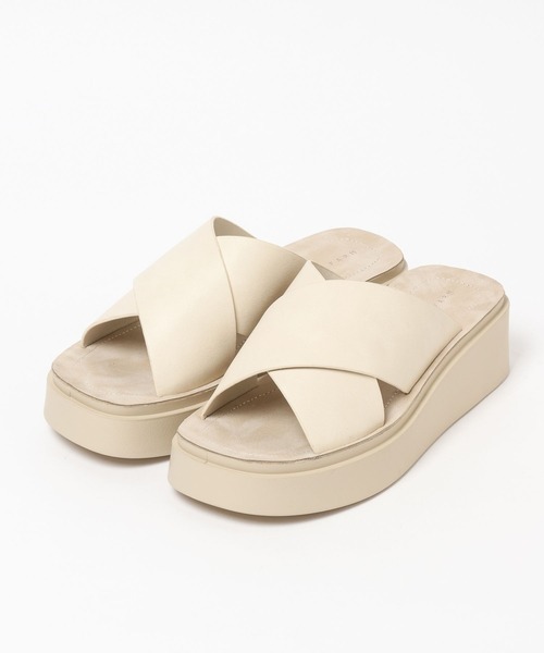 LOWRYS FARM（ローリーズファーム）の「カンドウフィットクロスサンダル　 283658（サンダル・レディース・シルバー/ブラウン/ブラック/アイボリー・MEDIUM/LARGE）」の17枚目の写真