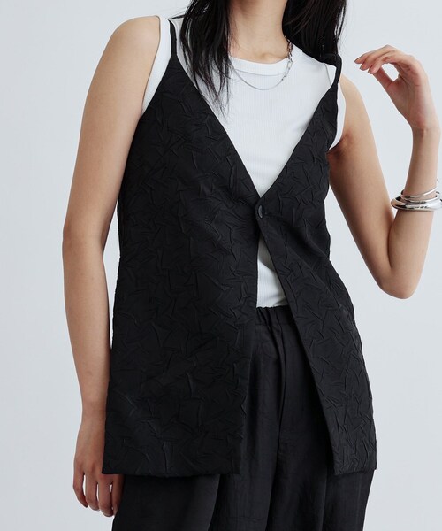 GALLEST（ギャレスト）の「キャミソールジレ（ベスト・レディース・ブラック/ホワイト・38）」の5枚目の写真