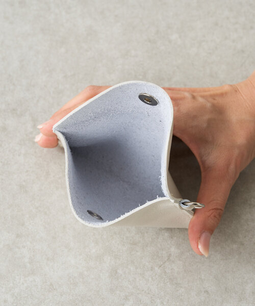 BEARDSLEY(ビアズリー)の「《MARCO MASI》3連マルチショルダーバッグ(ポーチ・レディース・ブラック/アイボリー・FREE)」の10枚目の写真