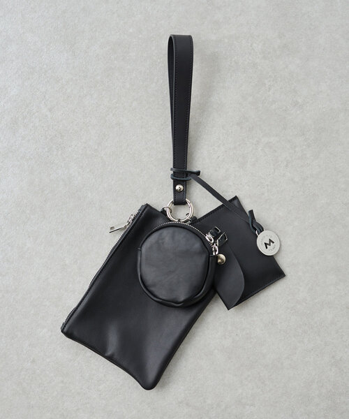 BEARDSLEY(ビアズリー)の「《MARCO MASI》3連マルチショルダーバッグ(ポーチ・レディース・ブラック/アイボリー・FREE)」の11枚目の写真