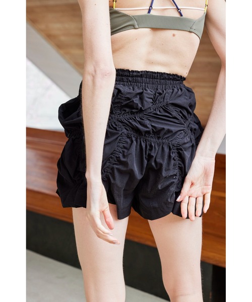 IRREGULAR SHIRRING SHORT PT（その他パンツ）｜OMMO（オーエム