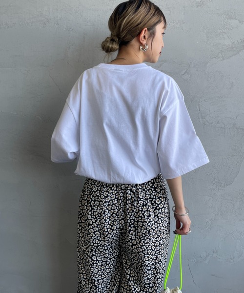 HUF（ハフ）の「[HUF/ハフ] GIANT ショートスリーブTシャツ（Tシャツ/カットソー・レディース・ホワイト/ブラック・M/L）」の8枚目の写真