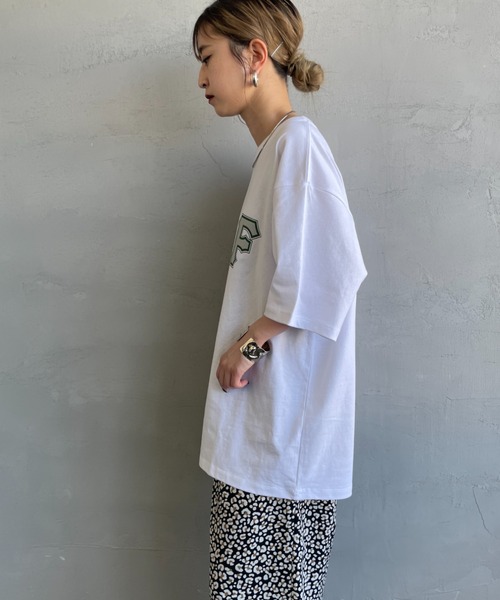 HUF（ハフ）の「[HUF/ハフ] GIANT ショートスリーブTシャツ（Tシャツ/カットソー・レディース・ホワイト/ブラック・M/L）」の12枚目の写真