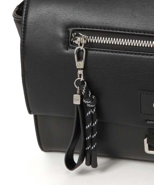 BAYFLOW（ベイフロー）の「[500mlのペットボトルが入る]レオパードボディバッグ（ショルダーバッグ・レディース・アイボリー/ブラック・FREE）」の9枚目の写真