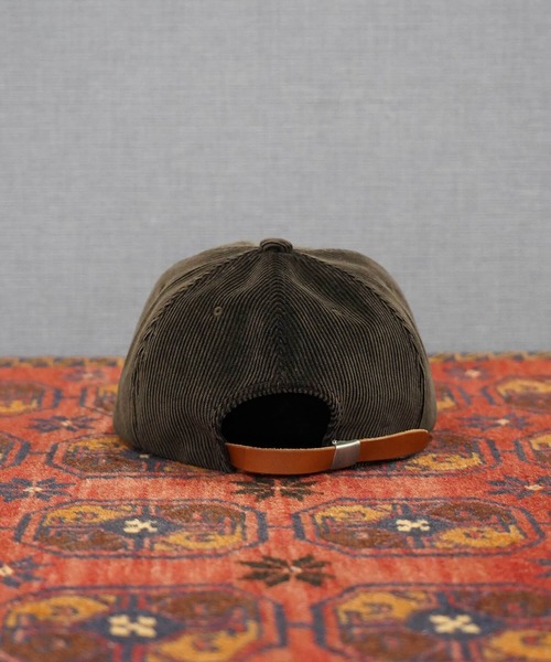 MRFATMAN（ミスターファットマン）の「CORDUROY WAPPEN BB CAP（キャップ・メンズ・ブラウン/ブラック/アイボリー/ブルー・M/L）」の6枚目の写真