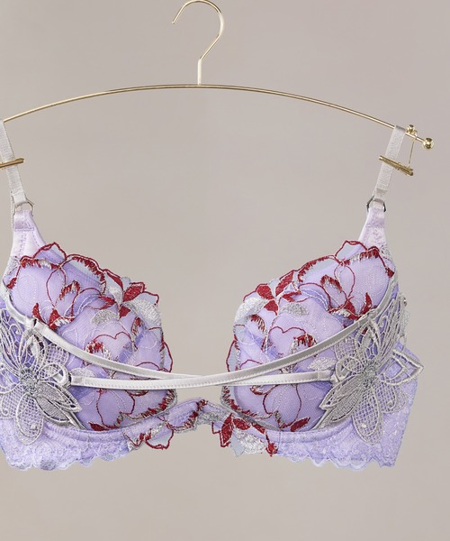 LINGERIEAM（ランジェリアム）の「キャプティブフラワー　トリックリフト（B・Cカップ）（ブラジャー・レディース・ライラック/レッド/ブルー・B65/B70/B75/C65/C70/C75）」の20枚目の写真