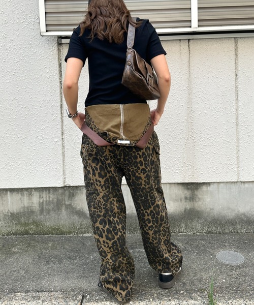 wears(ウェアーズ)の「レオパードオーバーシルエットオーバーオール(サロペット/オーバーオール・レディース・レオパード・FREE)」の9枚目の写真