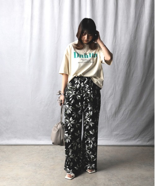 Right-on（ライトオン）の「【HONEYSUCKLE ROSE】柄イージーパンツ（その他パンツ・レディース・ライトベージュ/ブラック/グリーン・M/L）」の6枚目の写真