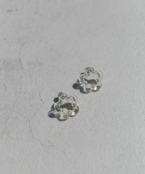 日本未入荷★大注目ブランド【Bylia】ピアス★DOS GOTAS niko and… ピアス ステンレスフラワーピアス レディース