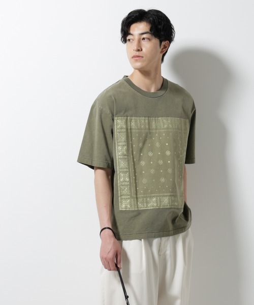 NANO universe(ナノユニバース)の「ピグメントクラフトTシャツ 半袖(Tシャツ/カットソー・メンズ・ライトグレー/スミクロ/カーキ・M/L)」の11枚目の写真