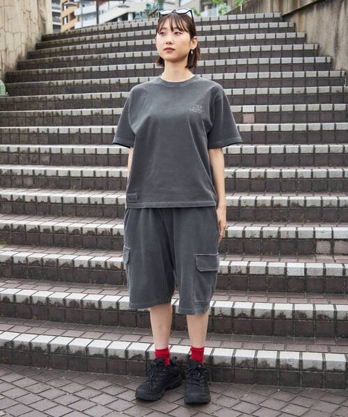 FFEIN（フェイン）の「【FFEIN（フェイン）】フェード刺繍Tシャツ /  Tシャツ 短丈 クルーネック 半袖 ピグメント加工 セットアップ（Tシャツ/カットソー・メンズ・ブラック/ネイビー/ブラウン・LARGE/MEDIUM/SMALL）」の8枚目の写真