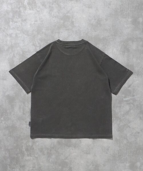 FFEIN（フェイン）の「【FFEIN（フェイン）】フェード刺繍Tシャツ /  Tシャツ 短丈 クルーネック 半袖 ピグメント加工 セットアップ（Tシャツ/カットソー・メンズ・ブラック/ネイビー/ブラウン・LARGE/MEDIUM/SMALL）」の14枚目の写真