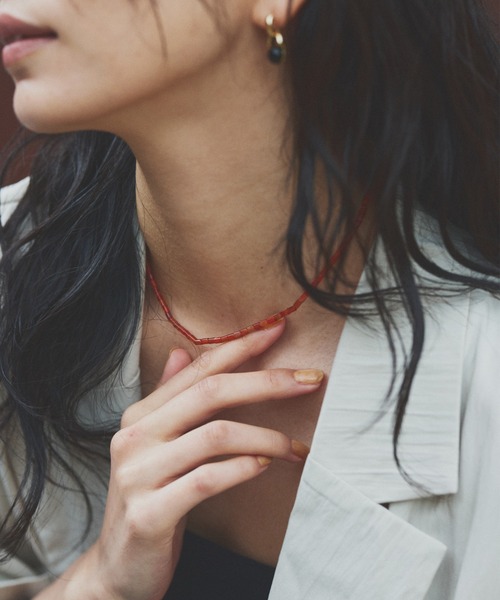 hellam(へラム)の「カラービーズチョーカー(ネックレス・レディース・レッド/グリーン・FREE)」の2枚目の写真