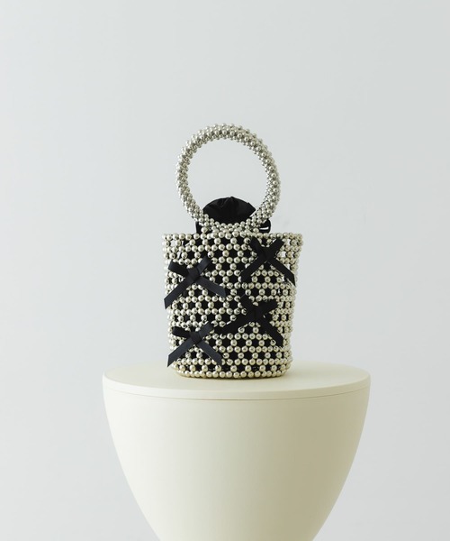 RODE SKO（ロデスコ）の「リボンビーズバッグ（ハンドバッグ・レディース・ブラック/グレー・ONE）」の2枚目の写真