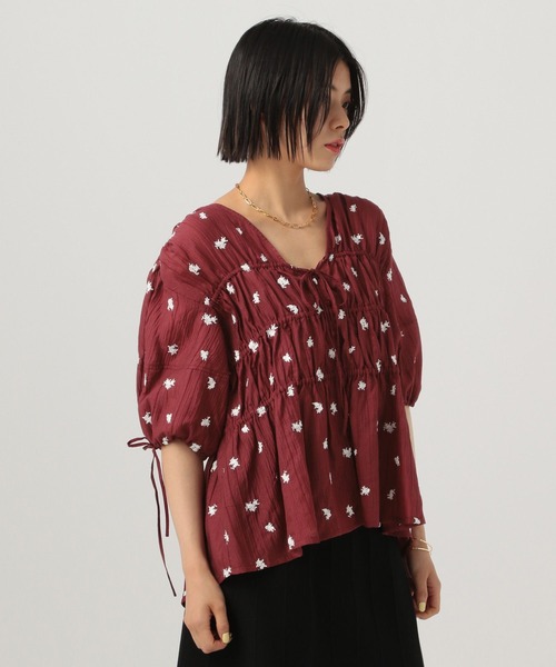 BAYFLOW（ベイフロー）の「[清涼感ある素材感]エンブロイダリーブラウス（シャツ/ブラウス・レディース・ボルドー/オフホワイト/ブラック・FREE）」の13枚目の写真