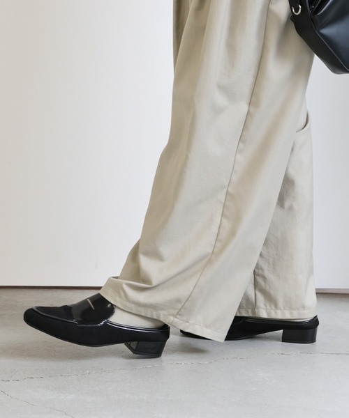 select MOCA(セレクトモカ)の「フェイクスエードヒールローファー(ローファー・レディース・ブラウン/ブラック・LARGE/MEDIUM/SMALL)」の16枚目の写真