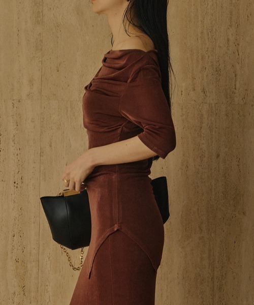 アセテートドレープカットトップス（Tシャツ/カットソー）｜anuans（ア