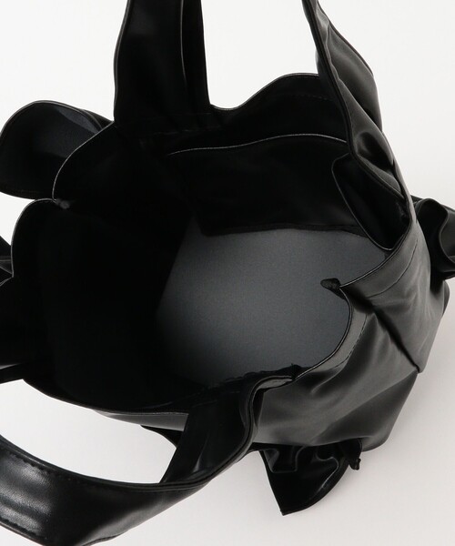 HELOYSE（エロイーズ）の「HELOYSE / mercury pu leather bag（トートバッグ・レディース・ブラック/シルバー・ONE SIZE）」の9枚目の写真