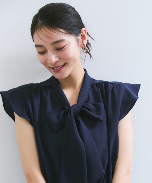VIS(ビス)の「【WEB限定】【防シワ】フリルフレンチボウタイブラウス/通勤対応(シャツ/ブラウス・レディース・グレー系その他/ピンク/ネイビー・FREE)」の14枚目の写真