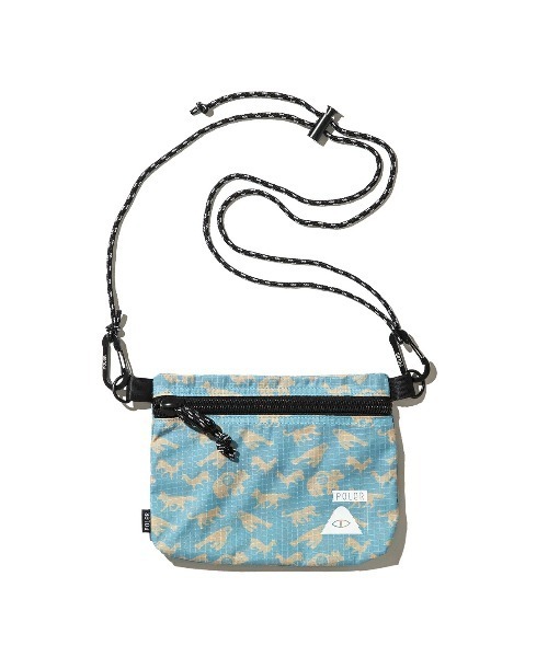 POLeR(ポーラー)の「POLER STUFFABLE POUCH(ポーラー スタッブル ポーチ)(ボディバッグ/ウエストポーチ・メンズ・ブルー系・ONE SIZE)」の1枚目の写真