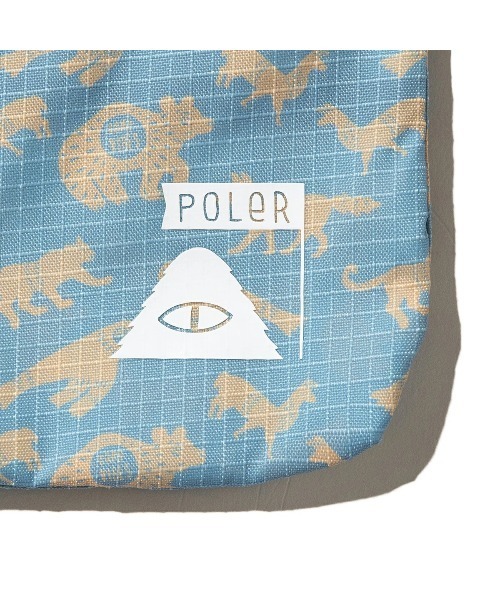 POLeR(ポーラー)の「POLER STUFFABLE POUCH(ポーラー スタッブル ポーチ)(ボディバッグ/ウエストポーチ・メンズ・ブルー系・ONE SIZE)」の5枚目の写真