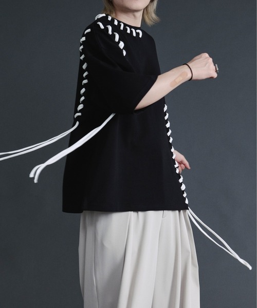 Ellno Loset(エルノロゼット)の「ステッチデザインスムースTシャツ(Tシャツ/カットソー・メンズ・ブラック/オフホワイト・SMALL/MEDIUM/LARGE)」の16枚目の写真