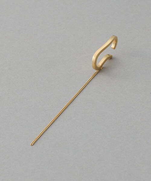 ete（エテ）の「チェーン ライナーカフ（イヤーカフ・レディース・イエローゴールド/プラチナム・FREE）」の3枚目の写真