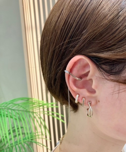 ete（エテ）の「チェーン ライナーカフ（イヤーカフ・レディース・イエローゴールド/プラチナム・FREE）」の11枚目の写真