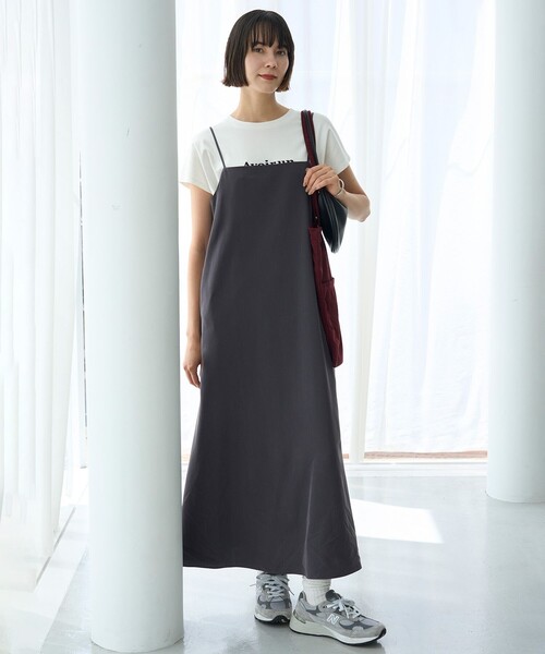 UNFILO(アンフィーロ)の「フィブリル キャミワンピース(ワンピース・レディース・グレー系/ベージュ系・SMALL/MEDIUM)」の2枚目の写真