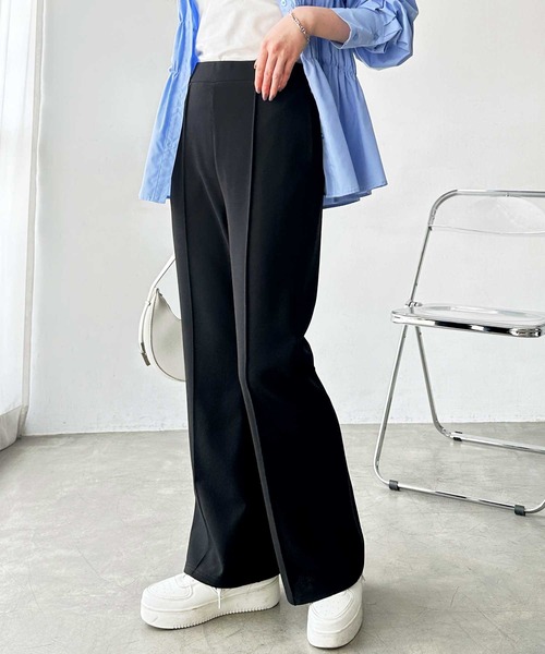 GeeRA(ジーラ)の「【-3kg見え/S-LL展開】美脚シルエットピンタックセミフレアパンツ(その他パンツ・レディース・チャコール/ベージュ/ブラック・SMALL/MEDIUM/LARGE/X-LARGE)」の6枚目の写真