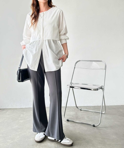 GeeRA(ジーラ)の「【-3kg見え/S-LL展開】美脚シルエットピンタックセミフレアパンツ(その他パンツ・レディース・チャコール/ベージュ/ブラック・SMALL/MEDIUM/LARGE/X-LARGE)」の13枚目の写真