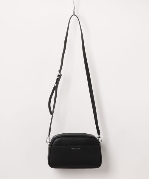 MICHAEL KORS（マイケルコース）の「JET SET カメラバッグ スモール（ショルダーバッグ・レディース・ブラック・FREE）」の4枚目の写真