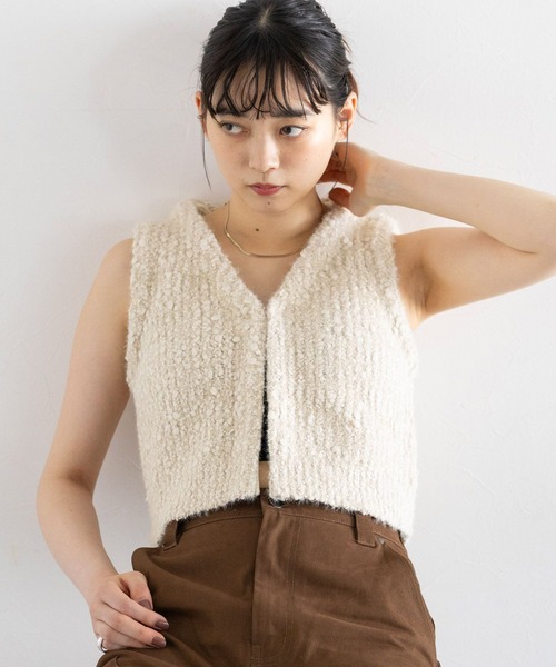RAGEBLUE(レイジブルー)の「フロントフック/Vネックスラブニットベスト(ベスト・レディース・オフホワイト/ブラック・FREE)」の7枚目の写真