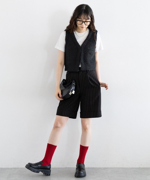 RAGEBLUE(レイジブルー)の「フロントフック/Vネックスラブニットベスト(ベスト・レディース・オフホワイト/ブラック・FREE)」の9枚目の写真