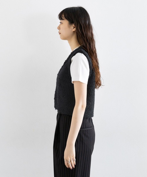 RAGEBLUE(レイジブルー)の「フロントフック/Vネックスラブニットベスト(ベスト・レディース・オフホワイト/ブラック・FREE)」の12枚目の写真