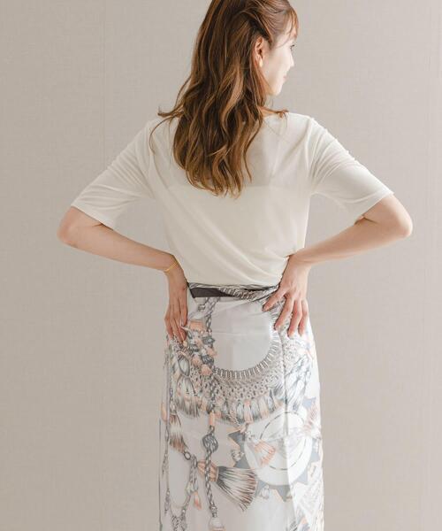 URBAN RESEARCH ROSSO WOMEN（アーバンリサーチ　ロッソ）の「シアーストレッチベロアカットソー（Tシャツ/カットソー・レディース・レッド系その他/オフホワイト・FREE）」の11枚目の写真