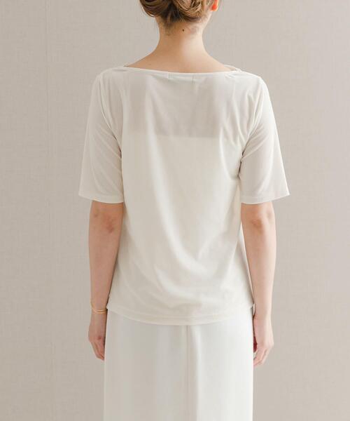 URBAN RESEARCH ROSSO WOMEN（アーバンリサーチ　ロッソ）の「シアーストレッチベロアカットソー（Tシャツ/カットソー・レディース・レッド系その他/オフホワイト・FREE）」の18枚目の写真