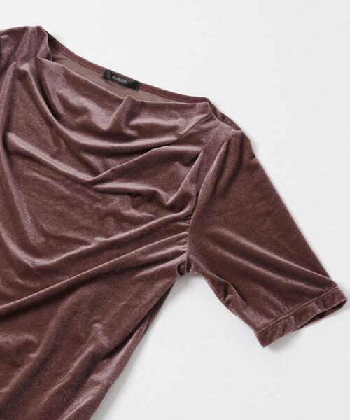 URBAN RESEARCH ROSSO WOMEN（アーバンリサーチ　ロッソ）の「シアーストレッチベロアカットソー（Tシャツ/カットソー・レディース・レッド系その他/オフホワイト・FREE）」の5枚目の写真