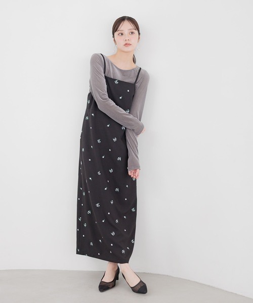 Andemiu（アンデミュウ）の「シシュウIラインキャミワンピース581446（ワンピース・レディース・ブラック/ベージュ・FREE）」の2枚目の写真