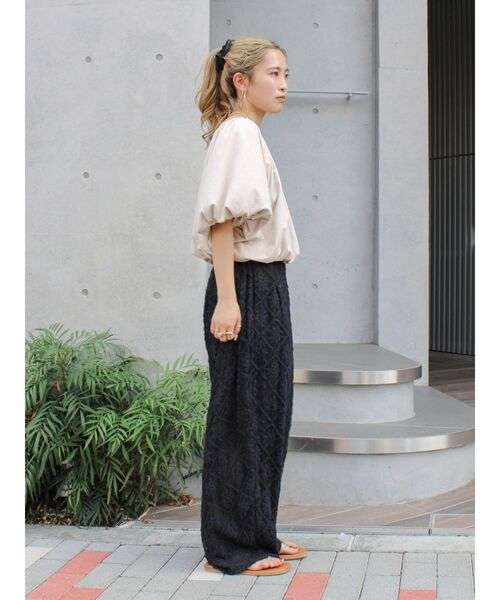 Ungrid（アングリッド）の「フェイクスウェードハーフスリーブバルーンブラウス（シャツ/ブラウス・レディース・キャメル/ベージュ・FREE）」の9枚目の写真