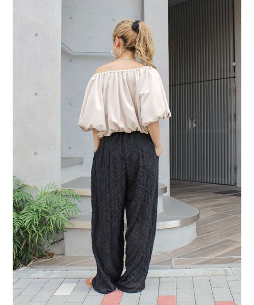 Ungrid（アングリッド）の「フェイクスウェードハーフスリーブバルーンブラウス（シャツ/ブラウス・レディース・キャメル/ベージュ・FREE）」の10枚目の写真