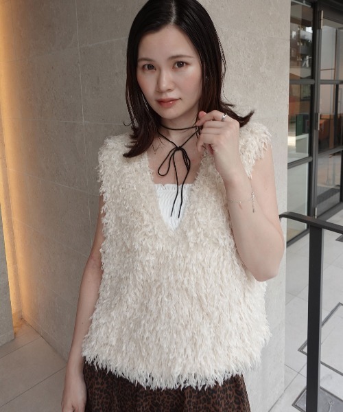 CORNERS(コーナーズ)の「フリンジベスト(Tシャツ/カットソー・レディース・グレー/アイボリー/ブラック/ブラウン・M)」の14枚目の写真