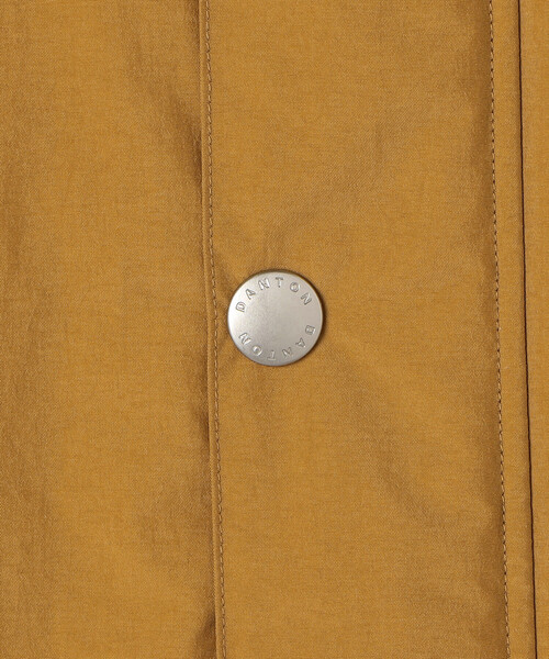 DANTON（ダントン）の「DANTON | 中綿ナイロン カバーオールジャケット MEN（カバーオール・メンズ・マスタード/ブラック・42/40）」の13枚目の写真