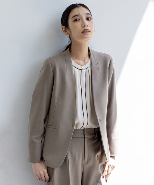 BEIGE ノーカラージャケット　ハンドウォッシャブル　サイズ4 グレー セール】ビューティサーモ2WAYストレッチ ノーカラージャケット（ノー