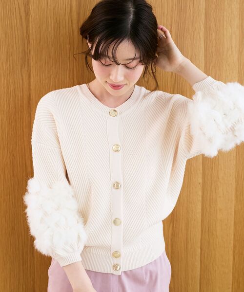 le.coeur blanc(ルクールブラン)の「《手洗い可能》TORRAZZO DONNA別注ラビットファーニット(ニット/セーター・レディース・アイボリー/ブラウン/ブラック/グレー・38)」の8枚目の写真