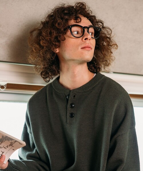 FREAK'S STORE(フリークスストア)の「限定展開 Relax Fit リラックスフィット イージーケア ウォッシャブル ヘンリーネックニット(ニット/セーター・メンズ・ブラック/チャコールグレー/オリーブ/ネイビー/バーガンディー/グレー・LARGE/MEDIUM/SMALL)」の12枚目の写真