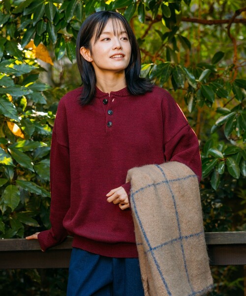 FREAK'S STORE(フリークスストア)の「限定展開 Relax Fit リラックスフィット イージーケア ウォッシャブル ヘンリーネックニット(ニット/セーター・メンズ・ブラック/チャコールグレー/オリーブ/ネイビー/バーガンディー/グレー・LARGE/MEDIUM/SMALL)」の19枚目の写真