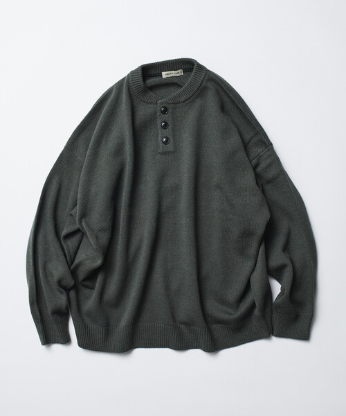FREAK'S STORE(フリークスストア)の「限定展開 Relax Fit リラックスフィット イージーケア ウォッシャブル ヘンリーネックニット(ニット/セーター・メンズ・ブラック/チャコールグレー/オリーブ/ネイビー/バーガンディー/グレー・LARGE/MEDIUM/SMALL)」の4枚目の写真