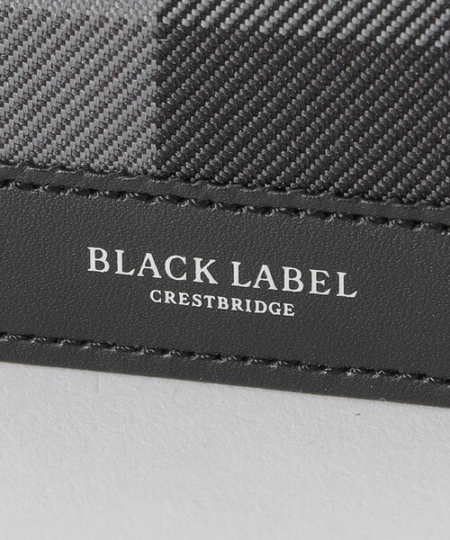 BLACK LABEL CRESTBRIDGE(ブラックレーベル・クレストブリッジ)の「トーナルクレストブリッジチェックパスウォレット(財布・メンズ・ブラック・FREE)」の4枚目の写真