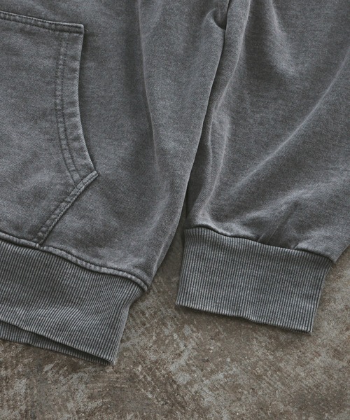 ALL RUNS(オールランズ)の「ヴィンテージ風 洗い加工 ワイドシルエット ジップパーカー(パーカー・メンズ・グレー/ベージュ/ダークブラウン/ブラック・L/M)」の8枚目の写真